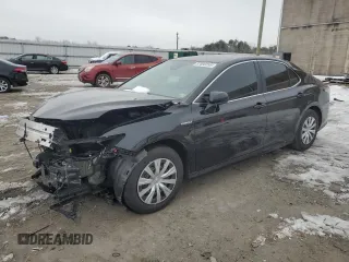2021 Toyota Camry Hybrid LE with VIN 4T1C31AK0MU025856, listed as a Copart auction lot 87890255 with 50,247 mi miles and Salvage Title. Bid and sale history available at carsss.com. Image 1.