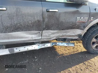 2015 Ram 2500 Laramie с VIN 3C6UR5FL9FG539203, выставлен на аукционе IAAI как лот 41441571 с пробегом 213 481 миль миль и . История ставок и продаж доступна на DreamBid. Изображение 6.