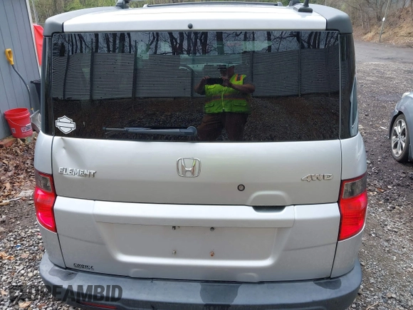 2010 Honda Element EX with VIN 5J6YH2H72AL003419, listed as a IAAI auction lot 42128138 with 134,109 mi miles and . Bid and sale history available at DreamBid. Image 16.