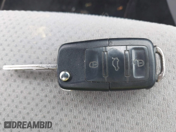 2008 Volkswagen Rabbit S with VIN WVWDA71K78W331772, listed as a IAAI auction lot 42363004 with 173,557 mi miles and . Bid and sale history available at DreamBid. Image 11.