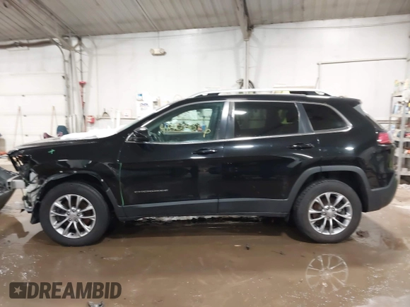 2019 Jeep Cherokee Latitude Plus with VIN 1C4PJMLB8KD181943, listed as a IAAI auction lot 41566439 with 151,118 mi miles and . Bid and sale history available at DreamBid. Image 14.