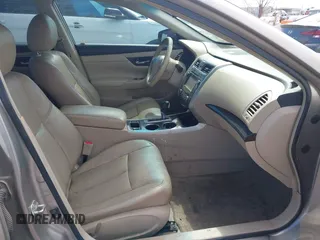 2013 Nissan Altima SV with VIN 1N4AL3AP7DN576594, listed as a IAAI auction lot 42643622 with 155,383 mi miles and . Bid and sale history available at DreamBid. Image 5.