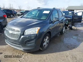 2016 Chevrolet Trax LT with VIN 3GNCJLSB2GL223395, listed as a IAAI auction lot 41697994 with 117,487 mi miles. Bid and sale history available at carsss.com. Image 2.