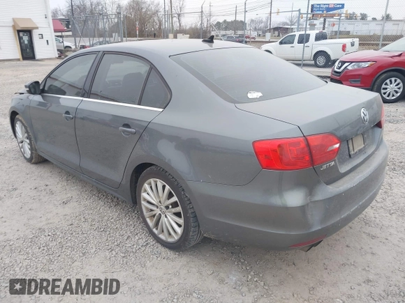 2014 Volkswagen Jetta TDI with VIN 3VWLL7AJ0EM389924, listed as a IAAI auction lot 41271290 with 241,452 mi miles and . Bid and sale history available at DreamBid. Image 3.