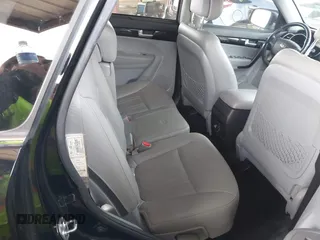 2014 Kia Sorento SX Limited with VIN 5XYKWDA77EG518912, listed as a IAAI auction lot 41865341 with 125,867 mi miles. Bid and sale history available at carsss.com. Image 8.