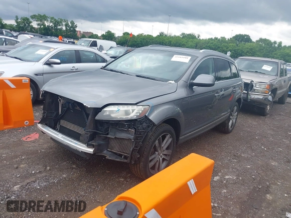 2014 Audi Q7 Premium Plus with VIN WA1LGAFE1ED003856, listed as a IAAI auction lot 42183101 with 91,696 mi miles and . Bid and sale history available at DreamBid. Image 18.