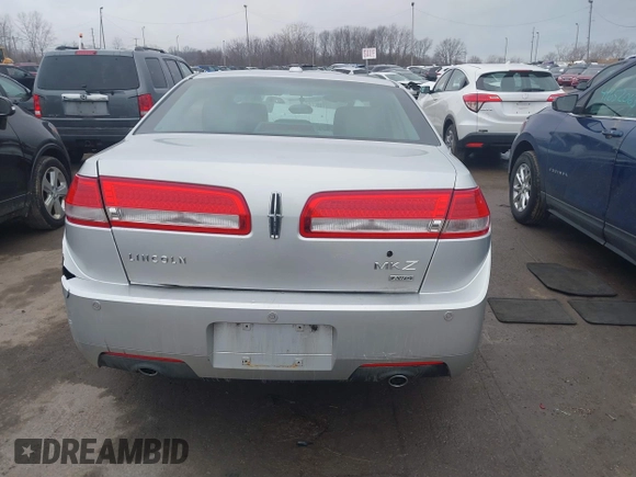 2012 Lincoln MKZ with VIN 3LNHL2JC4CR813064, listed as a IAAI auction lot 41638682 with 146,121 mi miles. Bid and sale history available at carsss.com. Image 16.
