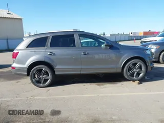 2014 Audi Q7 3.0T S line Prestige with VIN WA1DGAFE2ED009086, listed as a IAAI auction lot 41824179 with 136,899 mi miles. Bid and sale history available at carsss.com. Image 13.