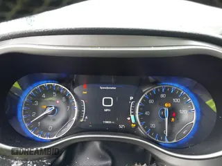 2021 Chrysler Pacifica Touring L with VIN 2C4RC1BG3MR542543, listed as a IAAI auction lot 41657073 with 118,833 mi miles and . Bid and sale history available at DreamBid. Image 7.