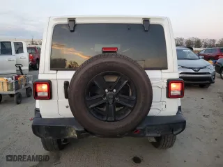2019 Jeep Wrangler Unlimited Sahara with VIN 1C4HJXEG8KW674539, listed as a Copart auction lot 82291524 with 87,247 mi miles and Salvage Title. Bid and sale history available at carsss.com. Image 6.
