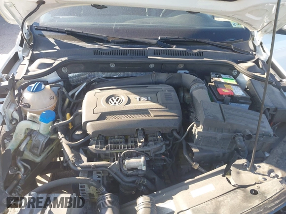 2014 Volkswagen Jetta SEL z VIN 3VWL17AJ8EM336569, wystawiony jako IAAI lot #41975776 z przebiegiem 134 967 mil mil oraz . Historia ofert i sprzedaży dostępna na DreamBid. Obrazek 10.