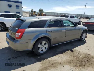 2005 Dodge Magnum SE with VIN 2D4FV48V55H529632, listed as a Copart auction lot 50377515 with 91,739 mi miles and Salvage Title. Bid and sale history available at carsss.com. Image 3.