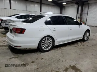 2016 Volkswagen Jetta SEL z VIN 3VWL07AJ1GM375705, wystawiony jako Copart lot #52502345 z przebiegiem 106 185 mil mil oraz Szkoda całkowita • Salvage title. Historia ofert i sprzedaży dostępna na DreamBid. Obrazek 3.