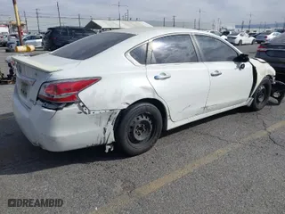 2014 Nissan Altima 2.5 S with VIN 1N4AL3AP0EN247866, listed as a IAAI auction lot 41692650 with 175,584 mi miles. Bid and sale history available at carsss.com. Image 4.