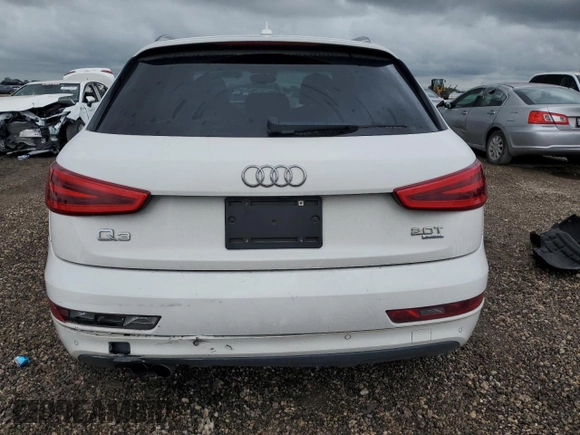 2015 Audi Q3 Prestige z VIN WA1GFCFS2FR010275, wystawiony jako Copart lot #50551025 z przebiegiem 12 822 mil mil oraz Szkoda całkowita • Salvage title. Historia ofert i sprzedaży dostępna na DreamBid. Obrazek 6.
