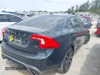 2017 Volvo S60 Dynamic with VIN YV126MFL8H2425928, listed as a IAAI auction lot 41994829 with 74,040 mi miles. Bid and sale history available at carsss.com. Image 4.