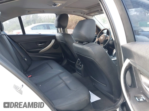 2014 BMW 3 Series 320i with VIN WBA3B1G59ENS78532, listed as a IAAI auction lot 41627172 with 133,049 mi miles. Bid and sale history available at carsss.com. Image 8.