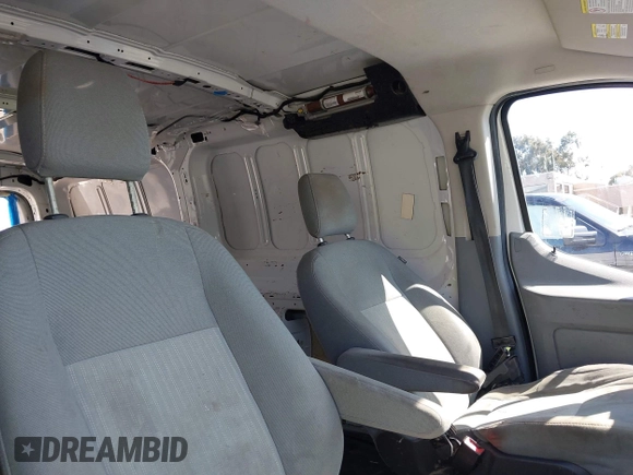 2015 Ford Transit Cargo с VIN 1FTYR1ZMXFKA44427, выставлен на аукционе IAAI как лот 42411415 с пробегом 276 085 миль миль и . История ставок и продаж доступна на DreamBid. Изображение 8.
