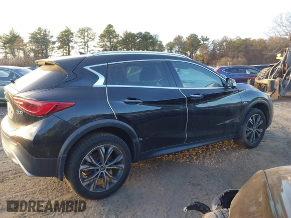 2017 Infiniti QX30 Luxury with VIN SJKCH5CR8HA032677, listed as a IAAI auction lot 40474574 with 75,902 mi miles. Bid and sale history available at carsss.com. Image 13.