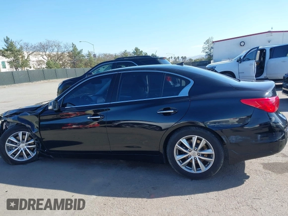 2015 Infiniti Q50 Premium with VIN JN1BV7AP2FM353536, listed as a IAAI auction lot 41815730 with Not Provided miles. Bid and sale history available at carsss.com. Image 14.