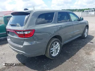 2025 Dodge Durango GT with VIN 1C4RDJDG4SC535889, listed as a IAAI auction lot 42420731 with 2,572 mi miles and . Bid and sale history available at DreamBid. Image 4.