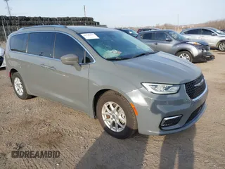 2021 Chrysler Pacifica Touring L with VIN 2C4RC1BG4MR598328, listed as a IAAI auction lot 41749306 with 78,035 mi miles and . Bid and sale history available at DreamBid. Image 1.