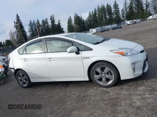2015 Toyota Prius Four with VIN JTDKN3DU9F0419871, listed as a IAAI auction lot 41598677 with 122,978 mi miles. Bid and sale history available at carsss.com. Image 13.