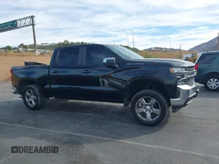 2020 Chevrolet Silverado 1500 LT with VIN 1GCUYDEDXLZ221344, listed as a IAAI auction lot 40731228 with 101,218 mi miles and . Bid and sale history available at DreamBid. Image 13.