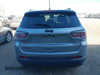 2018 Jeep Compass Latitude with VIN 3C4NJDBB1JT326239, listed as a IAAI auction lot 41325854 with 79,192 mi miles and . Bid and sale history available at DreamBid. Image 16.
