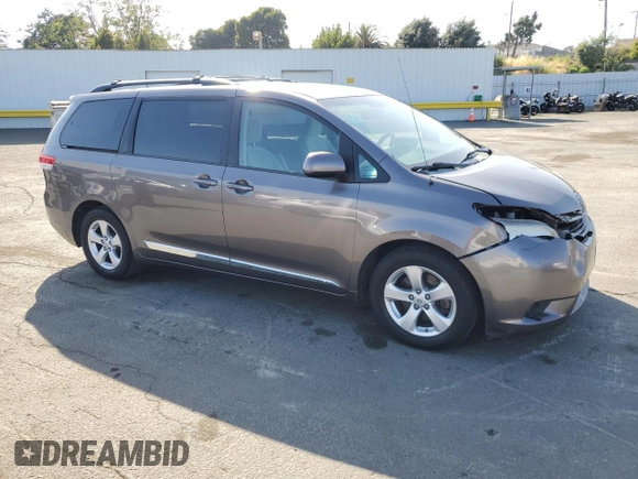 2013 Toyota Sienna LE AAS with VIN 5TDKK3DC7DS401959, listed as a Copart auction lot 59569275 with 226,145 mi miles and Clean title. Bid and sale history available at DreamBid. Image 4.