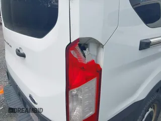 2019 Ford Transit Passenger XL с VIN 1FBZX2YMXKKA65245, выставлен на аукционе IAAI как лот 42263344 с пробегом 294 593 миль миль и . История ставок и продаж доступна на DreamBid. Изображение 17.