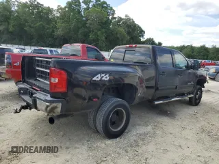 2007 GMC Sierra 3500HD DRW SLE2 z VIN 1GTJK33697F557321, wystawiony jako Copart lot #55412825 z przebiegiem 311 177 mil mil oraz Szkody całkowita. Historia ofert i sprzedaży dostępna na DreamBid. Obrazek 3.
