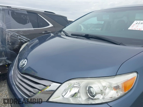 2017 Toyota Sienna XLE Auto Access Seat with VIN 5TDYZ3DC1HS837895, listed as a IAAI auction lot 41993944 with 115,771 mi miles and . Bid and sale history available at DreamBid. Image 19.