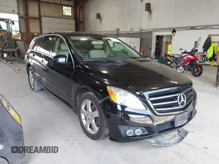 2011 Mercedes-Benz R 350 with VIN 4JGCB6FE8BA130355, listed as a IAAI auction lot 42715131 with 154,228 mi miles and . Bid and sale history available at DreamBid. Image 1.