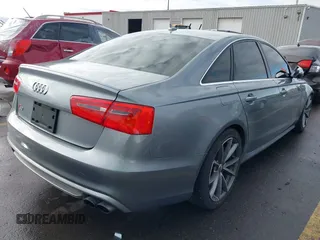 2014 Audi S6 Prestige with VIN WAUF2AFC5EN060536, listed as a IAAI auction lot 41238240 with 122,612 mi miles. Bid and sale history available at carsss.com. Image 4.