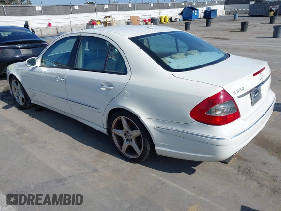 2009 Mercedes-Benz E-Class Luxury 3.5L with VIN WDBUF56X99B407610, listed as a IAAI auction lot 42173139 with 159,658 mi miles. Bid and sale history available at carsss.com. Image 3.
