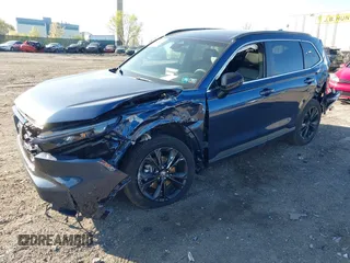 2025 Honda CR-V Sport Touring with VIN 2HKRS6H90SH809835, listed as a IAAI auction lot 42060201 with 9,358 mi miles and . Bid and sale history available at DreamBid. Image 18.