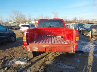 2000 Chevrolet Silverado 1500 LT with VIN 1GCEK19T1YE270422, listed as a IAAI auction lot 41584657 with 155,350 mi miles. Bid and sale history available at carsss.com. Image 16.