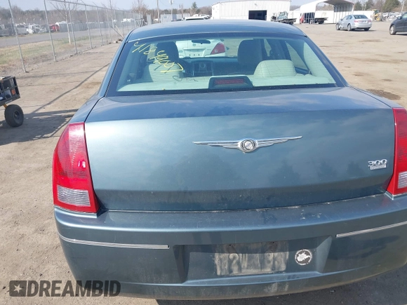 2005 Chrysler 300 with VIN 2C3JA53G35H157178, listed as a IAAI auction lot 41849007 with 149,247 mi miles. Bid and sale history available at carsss.com. Image 15.
