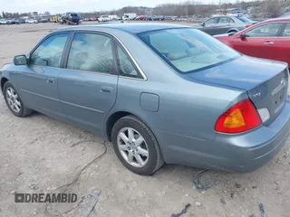 2001 Toyota Avalon XL with VIN 4T1BF28B91U135041, listed as a IAAI auction lot 41888876 with 135,808 mi miles and . Bid and sale history available at DreamBid. Image 3.