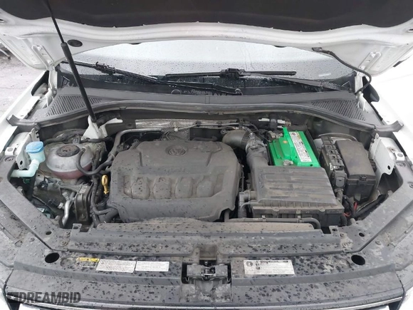 2018 Volkswagen Tiguan SEL with VIN 3VV2B7AX4JM140172, listed as a IAAI auction lot 41731061 with 103,459 mi miles. Bid and sale history available at carsss.com. Image 10.