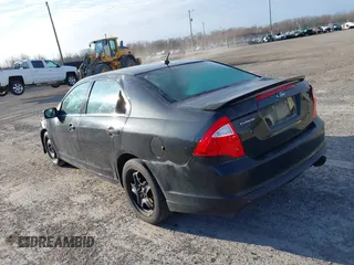 2010 Ford Fusion SE with VIN 3FAHP0HAIAR255551, listed as a IAAI auction lot 41854601 with 1 mi miles. Bid and sale history available at carsss.com. Image 3.
