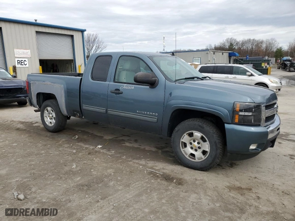 2011 Chevrolet Silverado 1500 LT with VIN 1GCRKSE37BZ239382, listed as a Copart auction lot 51978075 with 140,470 mi miles and Salvage Title. Bid and sale history available at carsss.com. Image 4.