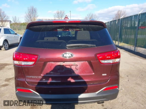 2016 Kia Sorento LX with VIN 5XYPGDA34GG128787, listed as a IAAI auction lot 41920884 with 70,417 mi miles. Bid and sale history available at carsss.com. Image 17.