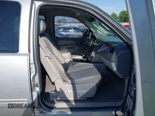 2012 GMC Yukon SLT z VIN 1GKS1CE01CR121916, wystawiony jako IAAI lot #41989372 z przebiegiem 223 608 mil mil oraz . Historia ofert i sprzedaży dostępna na DreamBid. Obrazek 5.
