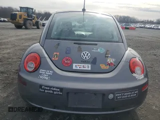 2006 Volkswagen New Beetle Coupe with VIN 3VWRW31C06M403608, listed as a Copart auction lot 82308844 with 125,255 mi miles and Salvage Title. Bid and sale history available at carsss.com. Image 6.