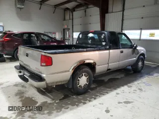 1998 GMC Sonoma SLS with VIN 1GTCT19XXW8508898, listed as a Copart auction lot 87130834 with 206,151 mi miles and Clean Title. Bid and sale history available at carsss.com. Image 3.