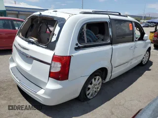 2015 Chrysler Town & Country Touring with VIN 2C4RC1BG5FR637432, listed as a Copart auction lot 82608584 with 0 mi miles and Non Repairable. Bid and sale history available at carsss.com. Image 3.