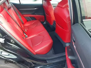2022 Toyota Camry XSE z VIN 4T1K61AK7NU499890, wystawiony jako IAAI lot #39839639 z przebiegiem 103 043 mil mil oraz . Historia ofert i sprzedaży dostępna na DreamBid. Obrazek 8.