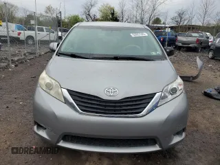 2011 Toyota Sienna LE with VIN 5TDJK3DC0BS006207, listed as a Copart auction lot 52957525 with 163,017 mi miles and Salvage Title. Bid and sale history available at carsss.com. Image 5.